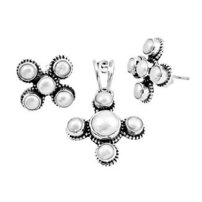 White Pearl Jewelry Set