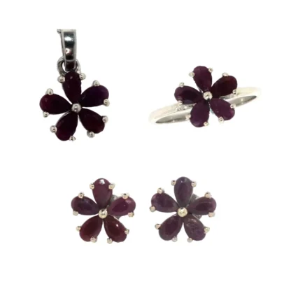 Flower Shaped Natural Ruby Jewelry Set