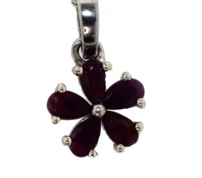 Flower Shaped Natural Ruby Jewelry Set - Image 6