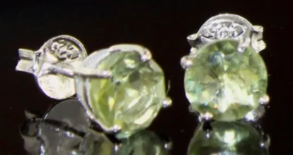 Natural 2.00 ct Green Amethyst Stud Earrings - Image 2